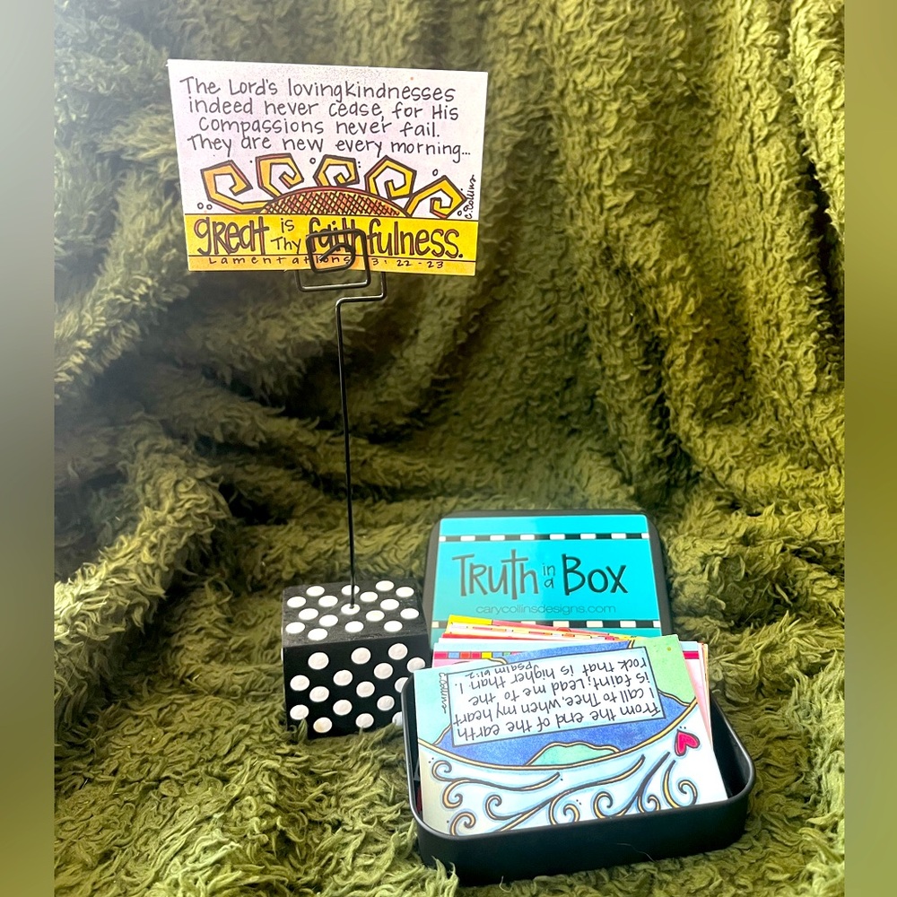 Inspirational Card Set with Holder